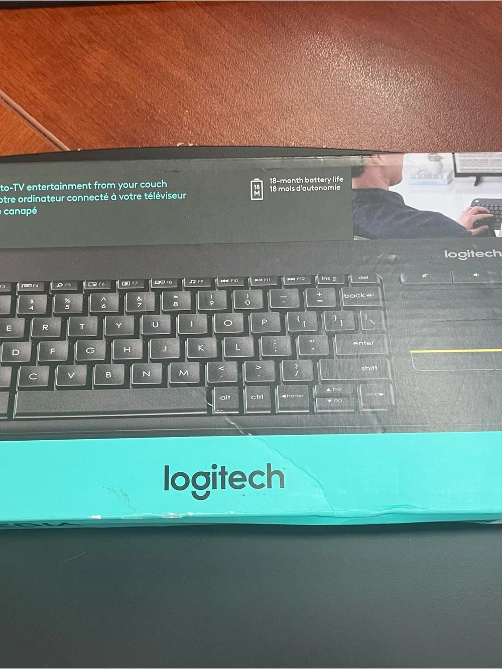 Logitech K400 Plus Wireless Touch TV Keyboard PC-Connected TV, Android, Laptop